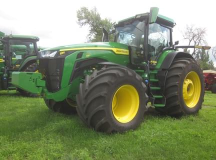 Image of John Deere 8R 410 equipment image 2