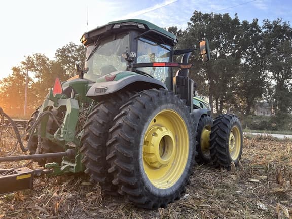 Image of John Deere 8R 410 equipment image 3