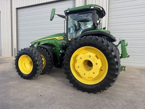 Image of John Deere 8R 410 equipment image 2