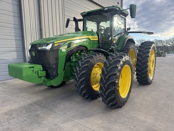 Image of John Deere 8R 410 equipment image 3