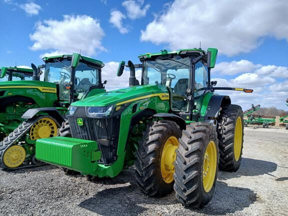 2024 John Deere 8R 410 Equipment Image0