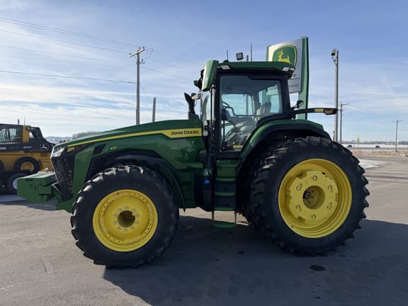 Image of John Deere 8R 410 equipment image 3