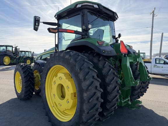 Image of John Deere 8R 410 equipment image 4