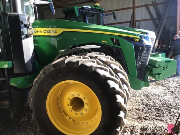 Image of John Deere 8R 410 equipment image 2