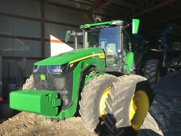 2024 John Deere 8R 410 Equipment Image0