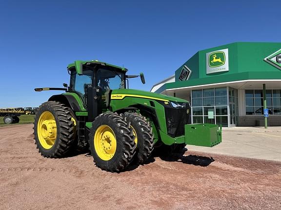 Image of John Deere 8R 410 Primary image