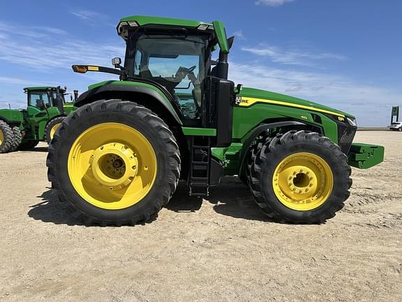 Image of John Deere 8R 410 equipment image 2