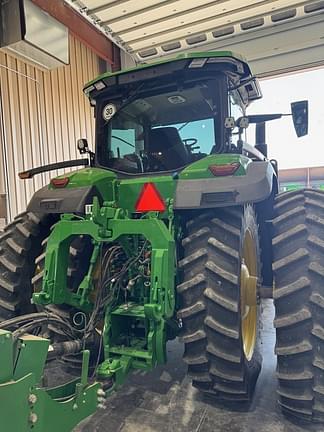 Image of John Deere 8R 410 equipment image 3