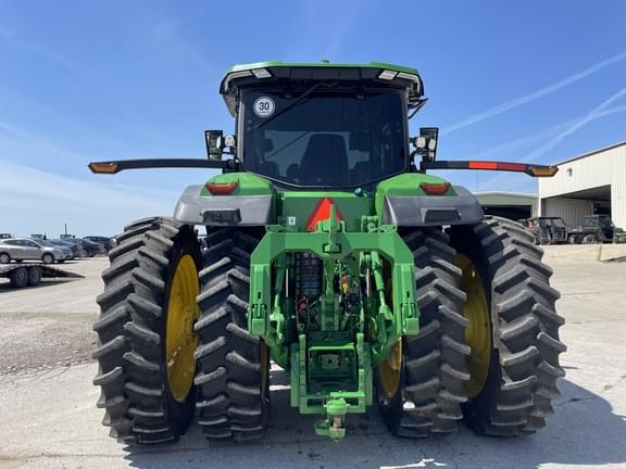 Image of John Deere 8R 410 equipment image 3