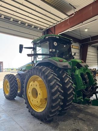 Image of John Deere 8R 410 equipment image 2