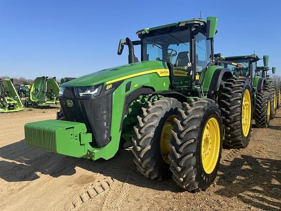 Image of John Deere 8R 410 equipment image 1