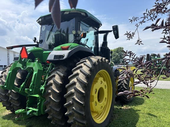 Image of John Deere 8R 410 equipment image 4