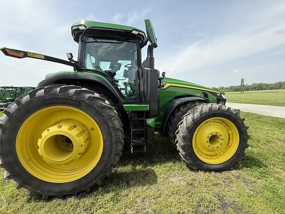 Image of John Deere 8R 410 equipment image 3