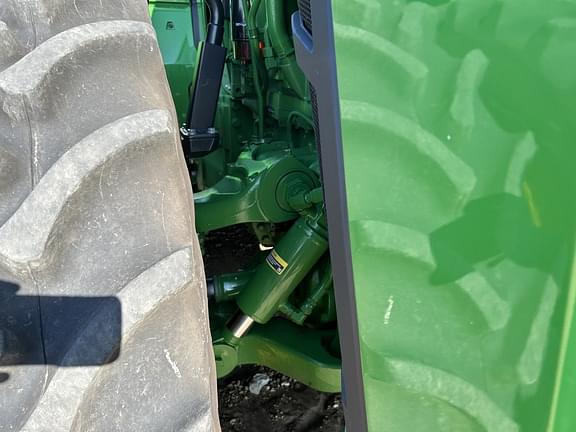 Image of John Deere 8R 410 equipment image 1