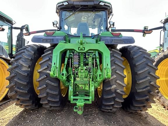 Image of John Deere 8R 410 equipment image 4