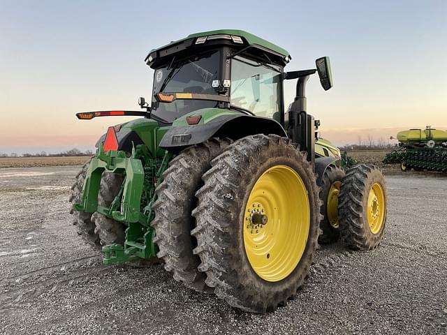 Image of John Deere 8R 410 equipment image 4