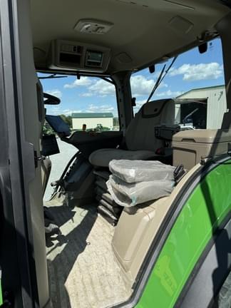 Image of John Deere 8R 410 equipment image 4