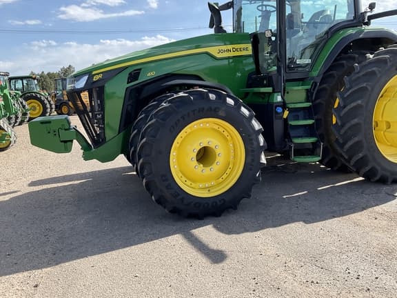 Image of John Deere 8R 410 equipment image 3