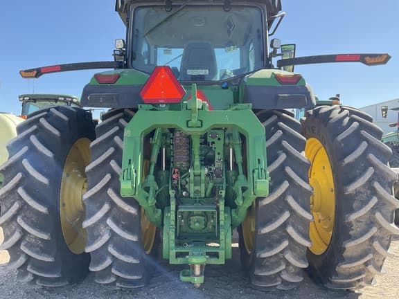 Image of John Deere 8R 410 equipment image 2