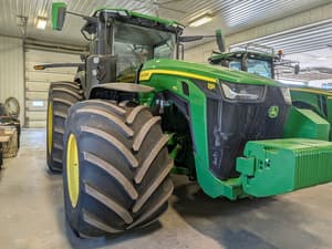 2024 John Deere 8R 410 Image