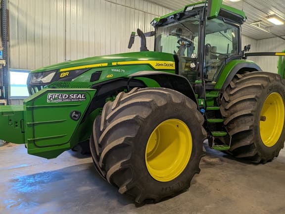 Image of John Deere 8R 410 equipment image 1