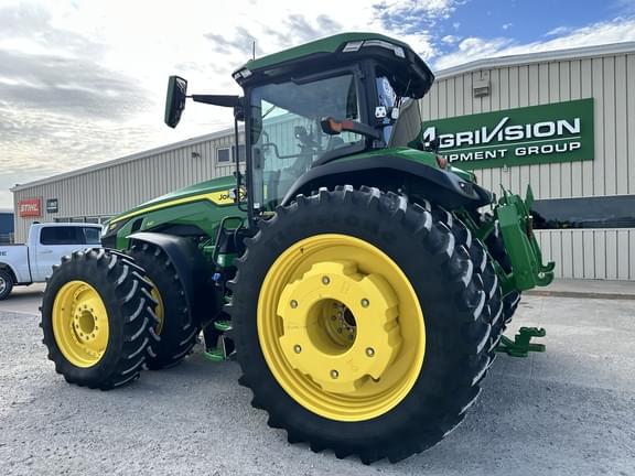 Image of John Deere 8R 410 equipment image 3