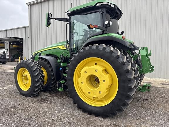 Image of John Deere 8R 410 equipment image 2