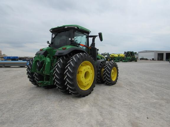 Image of John Deere 8R 410 equipment image 4