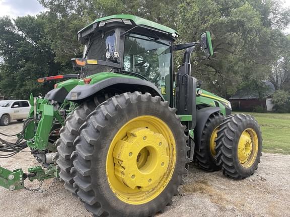 Image of John Deere 8R 410 equipment image 4