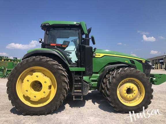 Image of John Deere 8R 410 equipment image 4
