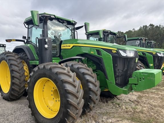2024 John Deere 8R 410 Equipment Image0