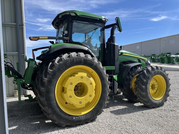 Image of John Deere 8R 410 equipment image 3