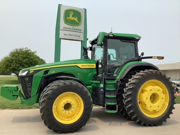 Image of John Deere 8R 410 equipment image 2