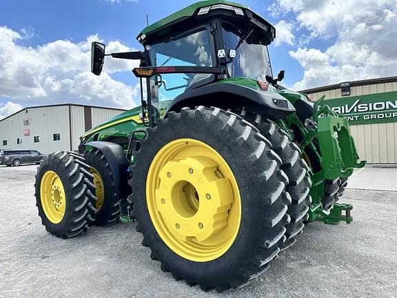 Image of John Deere 8R 410 equipment image 4