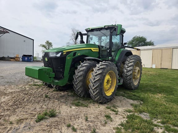 2024 John Deere 8R 410 Equipment Image0