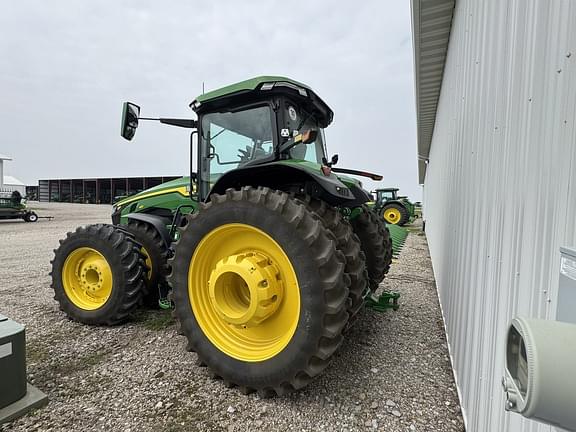 Image of John Deere 8R 410 equipment image 2