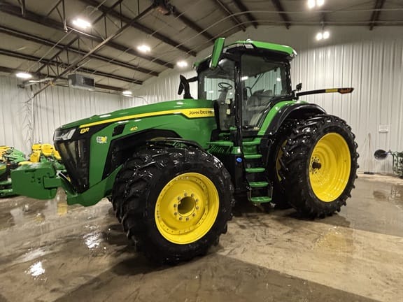 2024 John Deere 8R 410 Equipment Image0