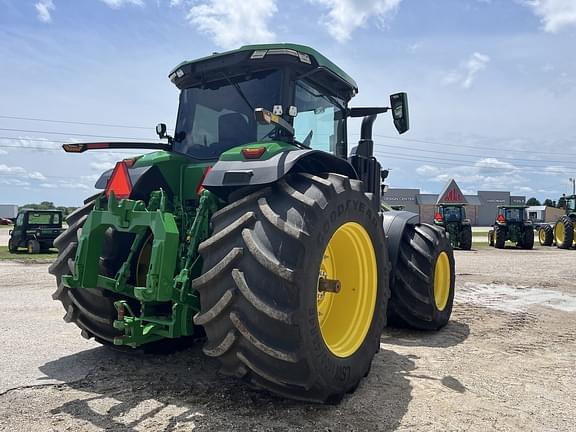 Image of John Deere 8R 410 equipment image 4