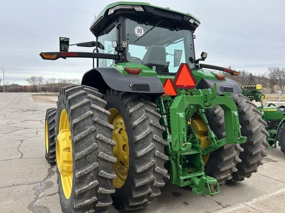 Image of John Deere 8R 410 equipment image 4