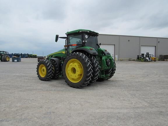 Image of John Deere 8R 410 equipment image 2