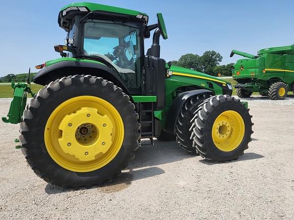 Image of John Deere 8R 410 equipment image 3
