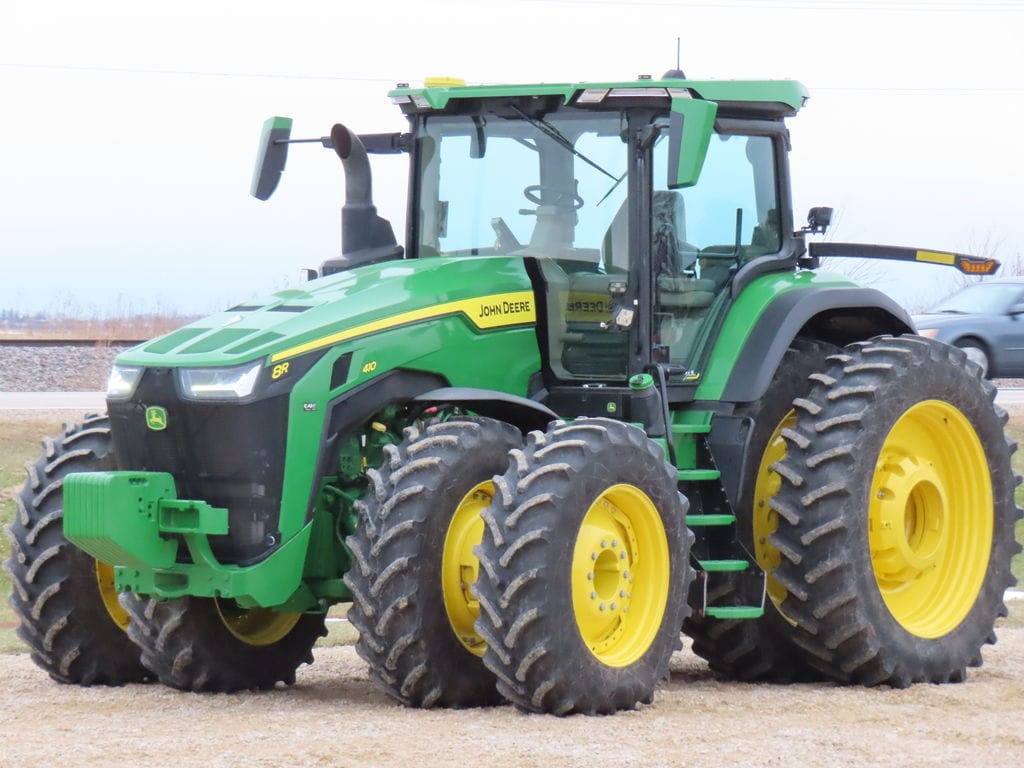 2024 John Deere 8R 410 Equipment Image0