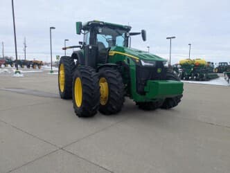 Image of John Deere 8R 410 equipment image 4