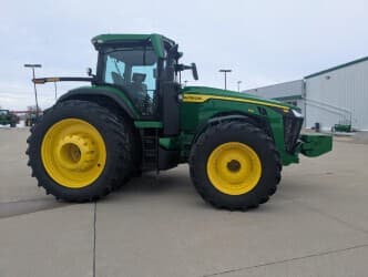 Image of John Deere 8R 410 equipment image 3
