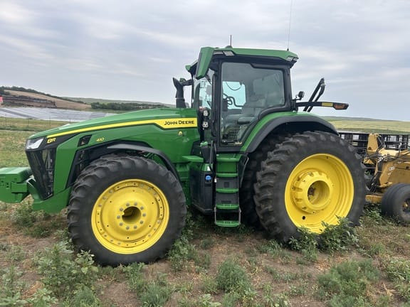 2024 John Deere 8R 410 Equipment Image0