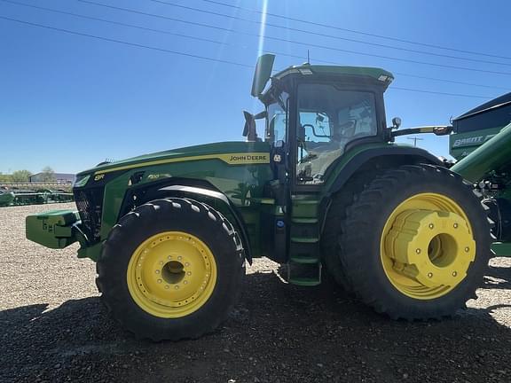Image of John Deere 8R 410 Primary image