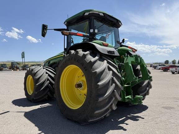 Image of John Deere 8R 410 equipment image 2