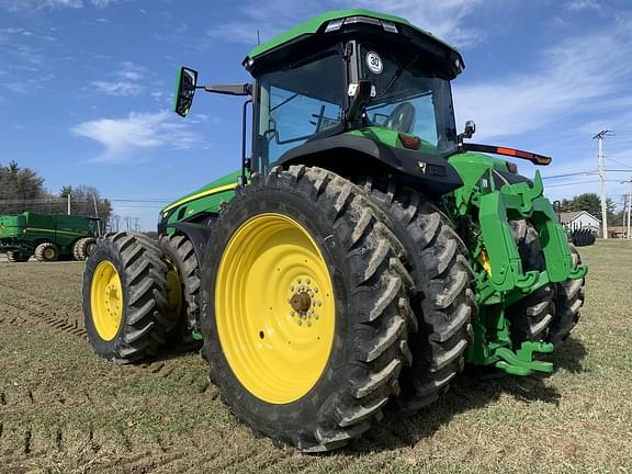 Image of John Deere 8R 410 equipment image 4