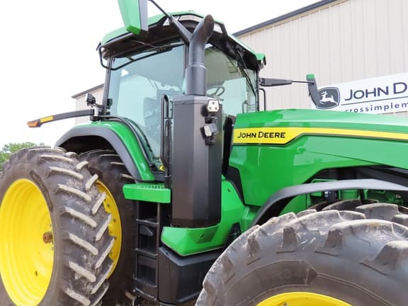 Image of John Deere 8R 410 equipment image 4
