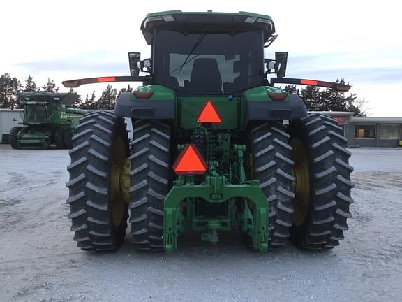 Image of John Deere 8R 410 equipment image 4